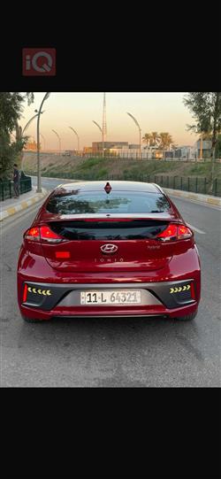 Hyundai Ioniq